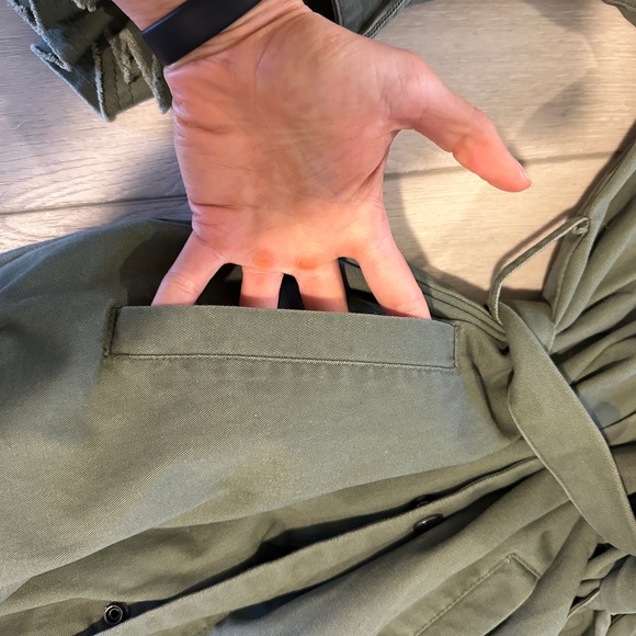 Cute army green belted trench coat - SIZE S - Picture 5 of 8